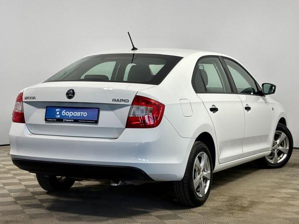 Skoda Rapid I с пробегом 2016 года, цена 1 199 000 рублей, 99170 км, лифтбек, Автокод Объявления