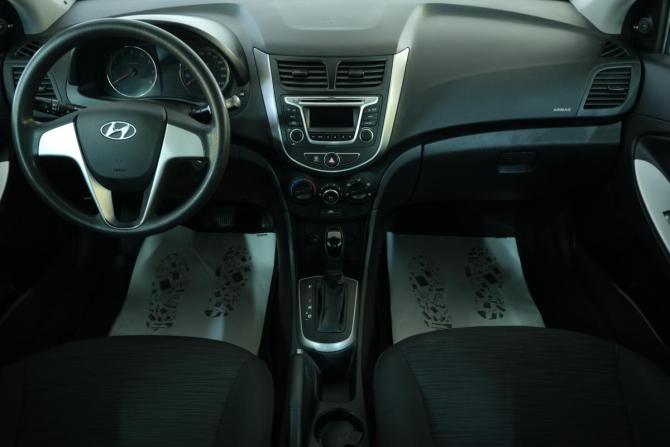 Hyundai Solaris I Рестайлинг с пробегом 2016 года, цена 999 000 рублей, 147444 км, седан, Автокод Объявления