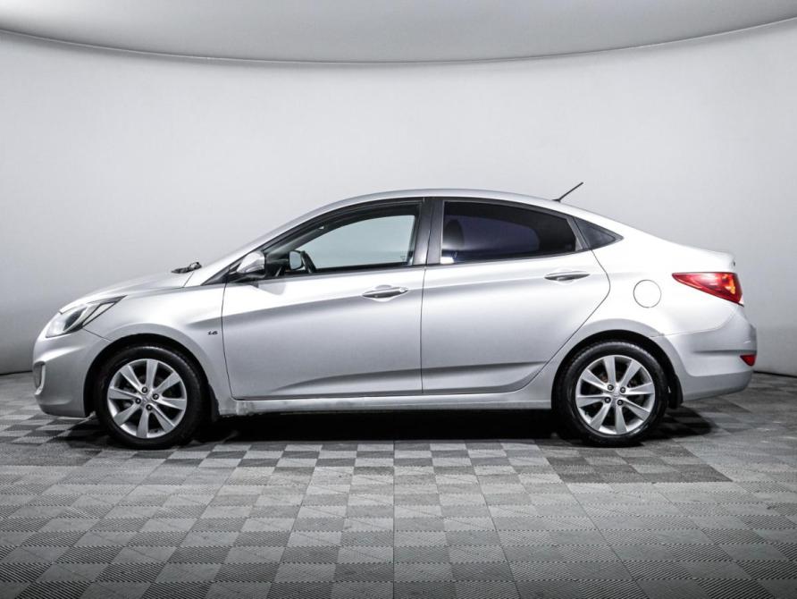 Hyundai Solaris I Москва  - изображение 8