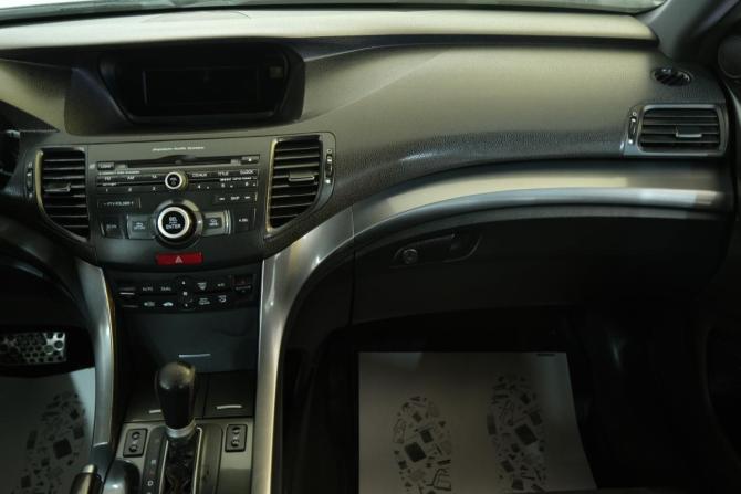 Honda Accord VIII Рестайлинг с пробегом 2011 года, цена 1 499 000 рублей, 214500 км, седан, Автокод Объявления