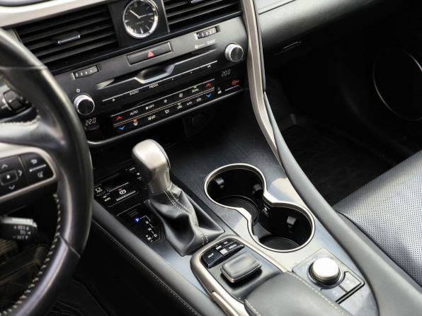 Lexus RX IV с пробегом 2019 года, цена 3 446 000 рублей, 171685 км, внедорожник, Автокод Объявления