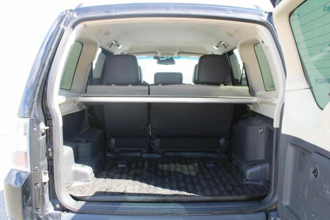 Mitsubishi Pajero IV Рестайлинг 2 с пробегом 2014 года, цена 1 925 000 рублей, 241000 км, внедорожник, Автокод Объявления