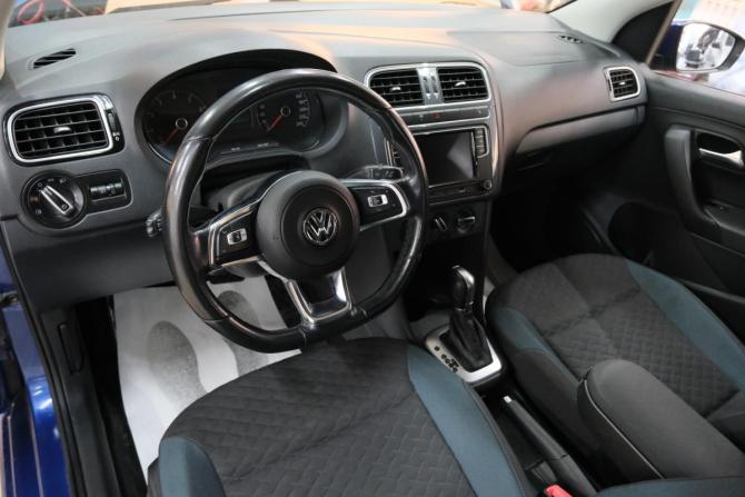 Volkswagen Polo V Рестайлинг с пробегом 2020 года, цена 1 479 000 рублей, 61000 км, седан, Автокод Объявления