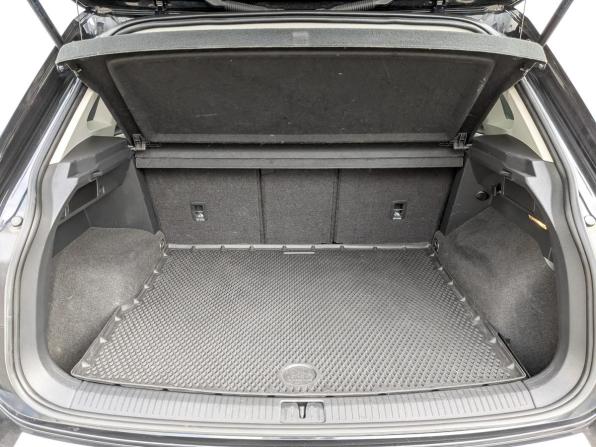 Volkswagen Tiguan II Рестайлинг с пробегом 2021 года, цена 2 150 000 рублей, 166321 км, внедорожник, Автокод Объявления