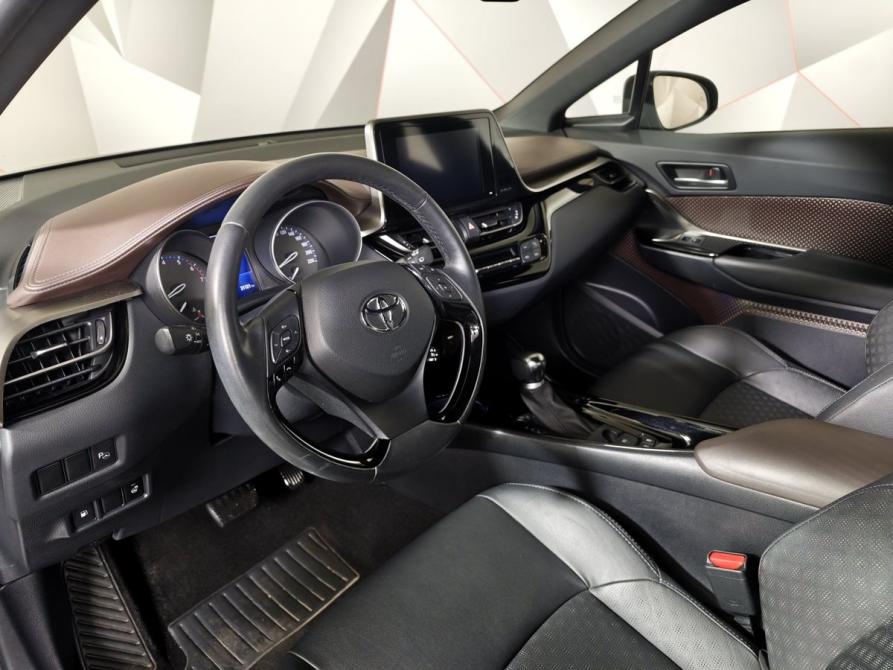 Toyota C-HR I Москва  - изображение 19