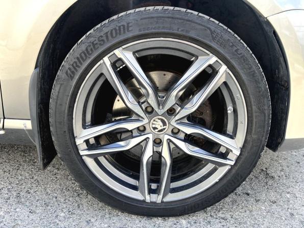 Volkswagen Passat B7 с пробегом 2012 года, цена 1 290 000 рублей, 175858 км, седан, Автокод Объявления