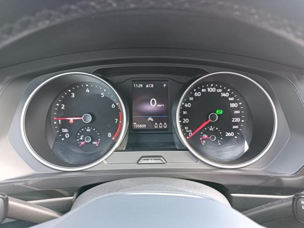 Volkswagen Tiguan II Рестайлинг с пробегом 2021 года, цена 2 317 000 рублей, 135000 км, внедорожник, Автокод Объявления