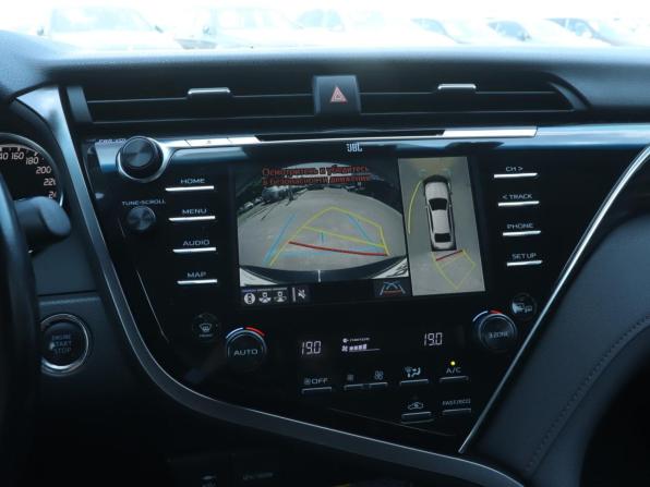 Toyota Camry VIII (XV70) с пробегом 2018 года, цена 2 710 000 рублей, 160263 км, седан, Автокод Объявления