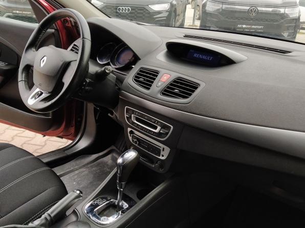 Renault Megane III Рестайлинг 2 с пробегом 2014 года, цена 865 000 рублей, 72000 км, хэтчбек, Автокод Объявления