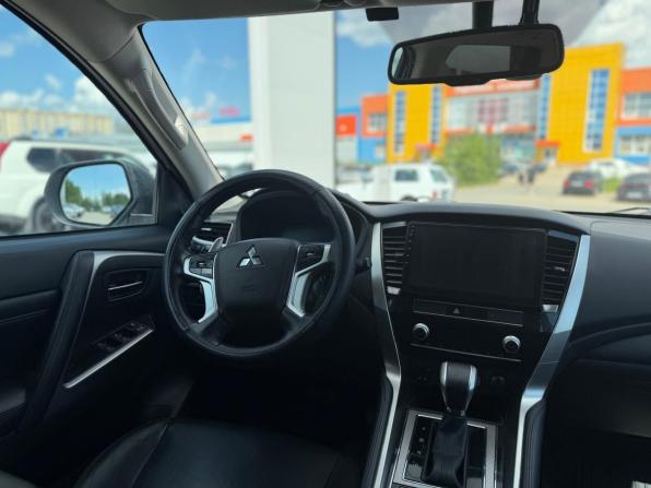 Mitsubishi Pajero Sport III Рестайлинг с пробегом 2020 года, цена 3 950 000 рублей, 64660 км, внедорожник, Автокод Объявления