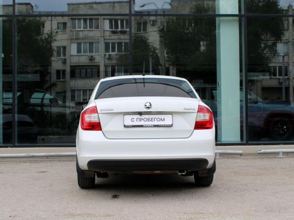 Skoda Rapid I с пробегом 2015 года, цена 790 000 рублей, 202000 км, лифтбек, Автокод Объявления
