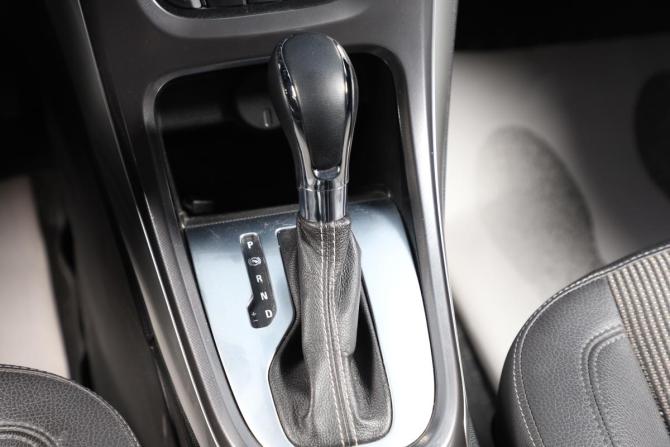 Opel Astra J с пробегом 2011 года, цена 729 000 рублей, 200000 км, хэтчбек, Автокод Объявления