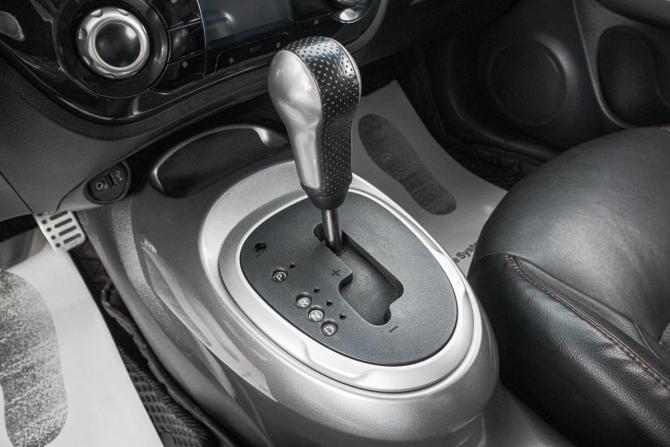 Nissan Juke I с пробегом 2012 года, цена 1 249 000 рублей, 219000 км, внедорожник, Автокод Объявления