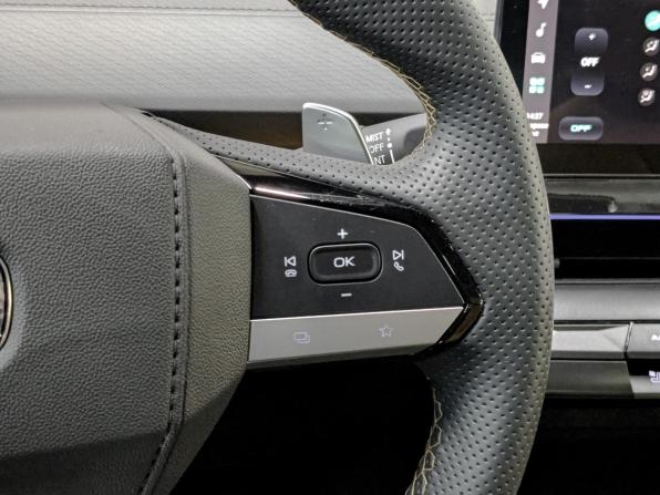 Changan UNI-V I с пробегом 2023 года, цена 2 190 000 рублей, 24964 км, лифтбек, Автокод Объявления