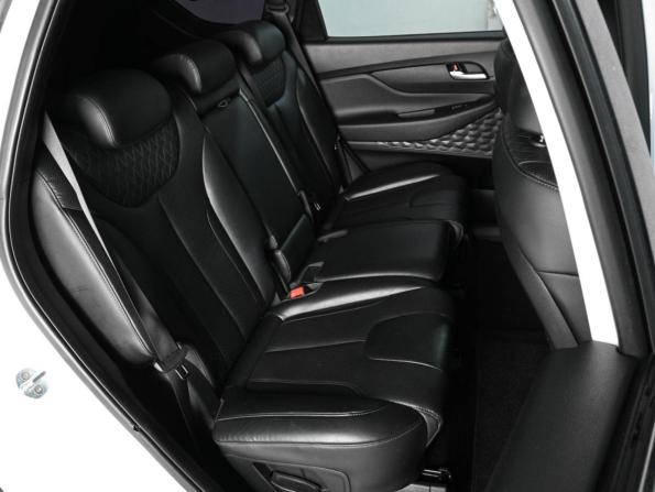 Hyundai Santa Fe IV с пробегом 2019 года, цена 3 090 000 рублей, 84427 км, внедорожник, Автокод Объявления