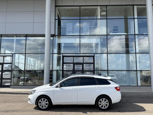 Lada (ВАЗ) Vesta I с пробегом 2022 года, цена 1 050 000 рублей, 121468 км, универсал, Автокод Объявления