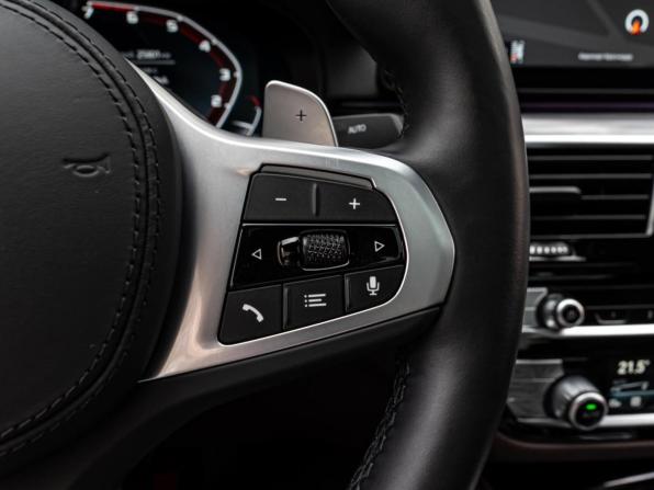 BMW 5 серии VII (G30/G31/G38) Рестайлинг с пробегом 2022 года, цена 5 980 000 рублей, 25801 км, седан, Автокод Объявления