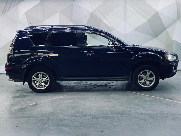 Mitsubishi Outlander II Рестайлинг с пробегом 2011 года, цена 1 000 000 рублей, 199000 км, внедорожник, Автокод Объявления