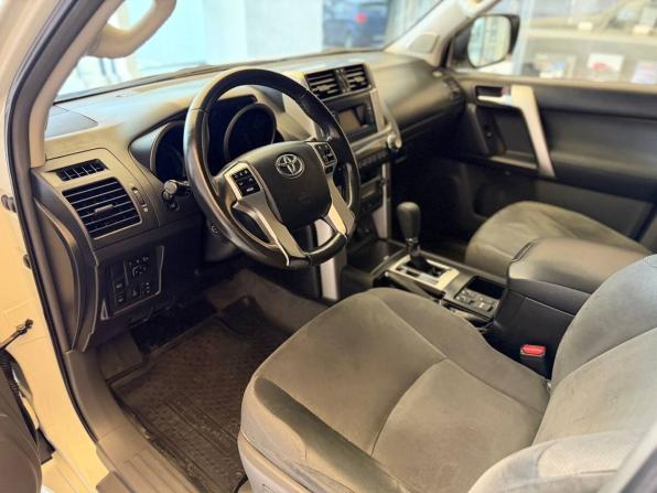 Toyota Land Cruiser Prado 150 Series с пробегом 2012 года, цена 2 382 800 рублей, 358593 км, внедорожник, Автокод Объявления