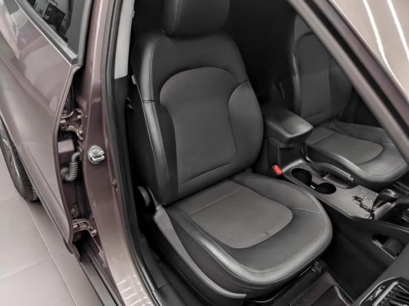 Hyundai ix35 I Рестайлинг с пробегом 2013 года, цена 1 490 000 рублей, 89700 км, внедорожник, Автокод Объявления