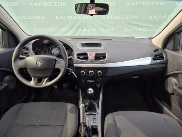 Renault Fluence I Рестайлинг с пробегом 2013 года, цена 695 000 рублей, 178170 км, седан, Автокод Объявления