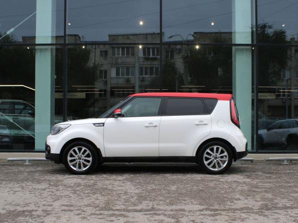 Kia Soul II Рестайлинг с пробегом 2018 года, цена 1 325 000 рублей, 226000 км, хэтчбек, Автокод Объявления