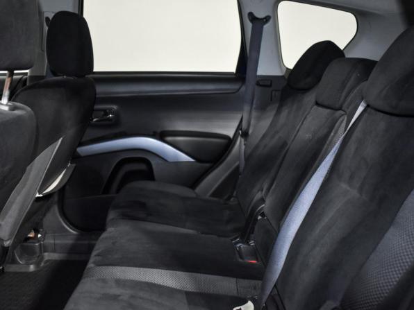 Mitsubishi Outlander II Рестайлинг с пробегом 2011 года, цена 800 000 рублей, 255017 км, внедорожник, Автокод Объявления