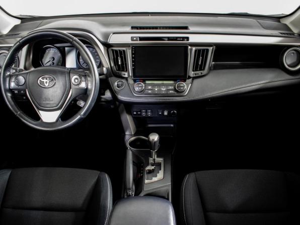 Toyota RAV4 IV (XA40) Рестайлинг с пробегом 2018 года, цена 2 775 000 рублей, 89250 км, внедорожник, Автокод Объявления
