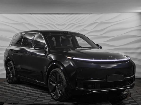 Новый Li Auto (Lixiang) L9 I Рестайлинг 2025 года, цена 11 790 000 рублей, внедорожник, Автокод Объявления