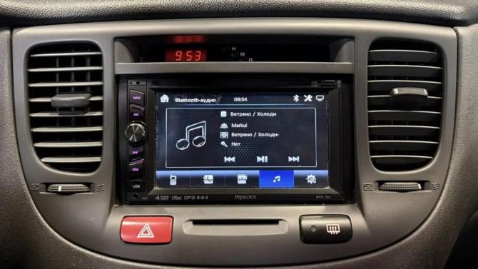 Kia Rio II Рестайлинг с пробегом 2010 года, цена 580 000 рублей, 136000 км, хэтчбек, Автокод Объявления