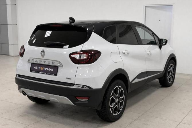 Renault Kaptur I Рестайлинг с пробегом 2022 года, цена 1 159 000 рублей, 46487 км, внедорожник, Автокод Объявления