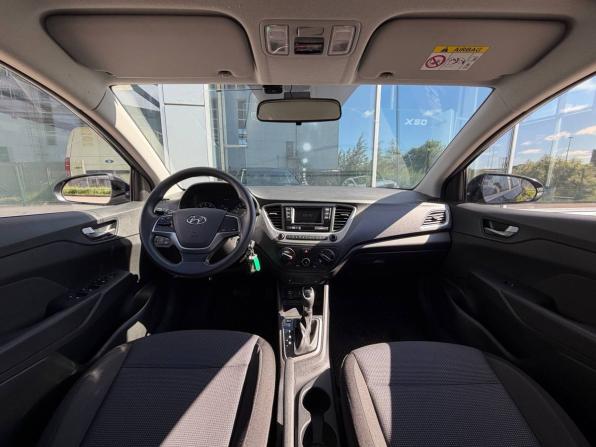 Hyundai Solaris II с пробегом 2019 года, цена 1 375 000 рублей, 49000 км, седан, Автокод Объявления