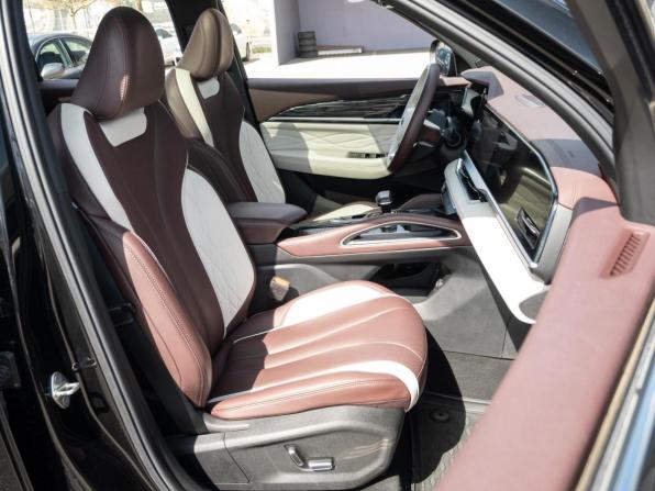 Geely Monjaro I с пробегом 2023 года, цена 3 110 000 рублей, 39583 км, внедорожник, Автокод Объявления