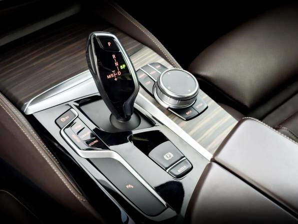 BMW 5 серии VII (G30/G31/G38) с пробегом 2019 года, цена 4 795 000 рублей, 88000 км, седан, Автокод Объявления