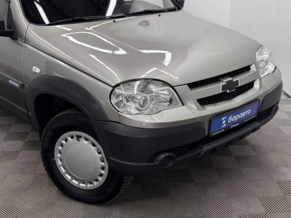 Chevrolet Niva I с пробегом 2009 года, цена 445 500 рублей, 195696 км, внедорожник, Автокод Объявления