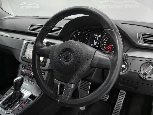 Volkswagen Passat B7 с пробегом 2011 года, цена 1 050 000 рублей, 118684 км, универсал, Автокод Объявления