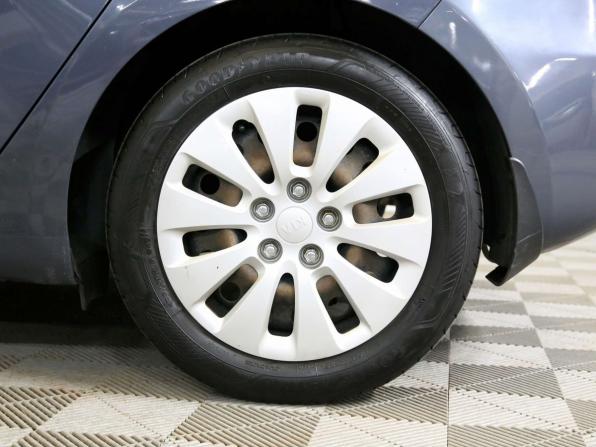 Kia Ceed II Рестайлинг с пробегом 2017 года, цена 1 285 000 рублей, 126555 км, хэтчбек, Автокод Объявления