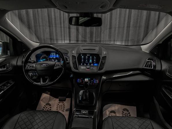 Ford Kuga II Рестайлинг с пробегом 2017 года, цена 1 450 000 рублей, 132000 км, внедорожник, Автокод Объявления