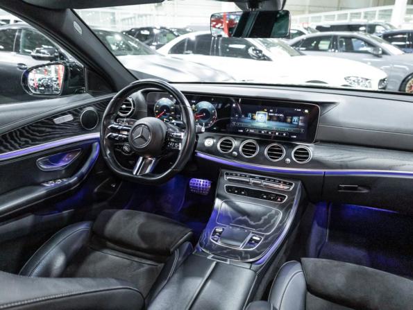 Mercedes-Benz E-Класс V (W213 S213 C238) Рестайлинг с пробегом 2021 года, цена 4 549 700 рублей, 54615 км, седан, Автокод Объявления