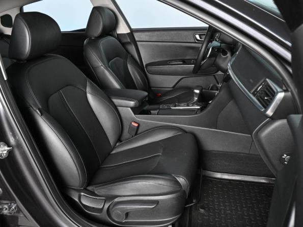 Kia Optima IV Рестайлинг с пробегом 2019 года, цена 2 199 000 рублей, 122727 км, седан, Автокод Объявления