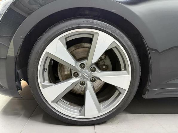 Audi A5 II (F5) Рестайлинг с пробегом 2019 года, цена 3 197 000 рублей, 137000 км, лифтбек, Автокод Объявления
