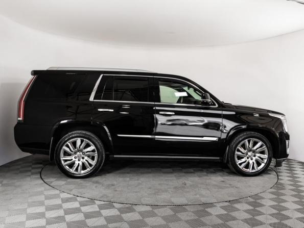 Cadillac Escalade IV с пробегом 2016 года, цена 3 499 000 рублей, 149993 км, внедорожник, Автокод Объявления
