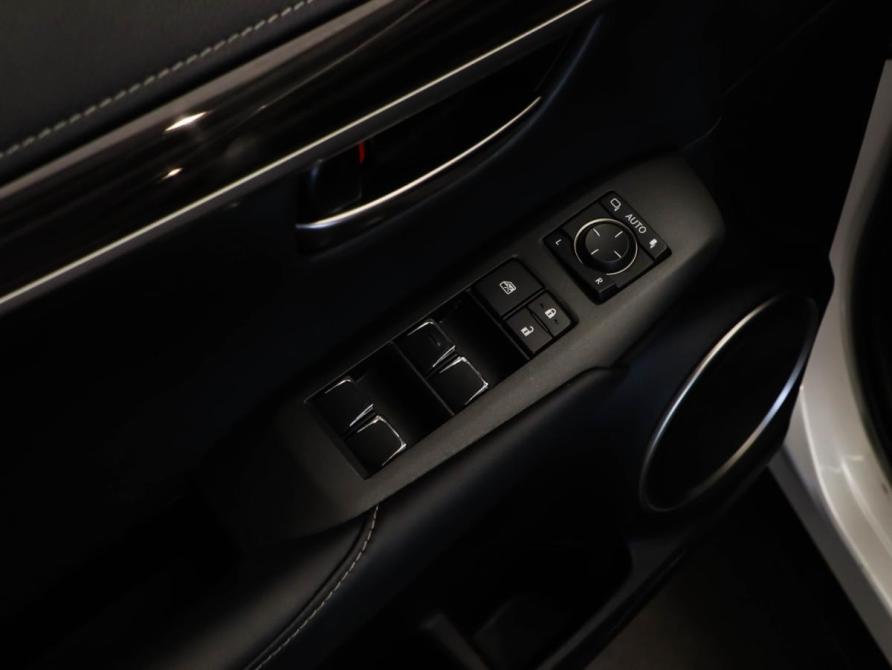 Lexus NX I Рестайлинг Москва  - изображение 13