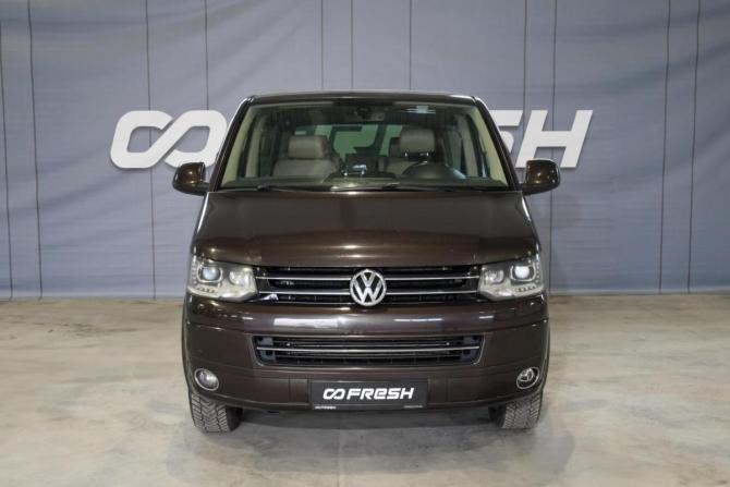 Volkswagen Multivan T5 Рестайлинг с пробегом 2011 года, цена 2 299 000 рублей, 231764 км, минивэн, Автокод Объявления
