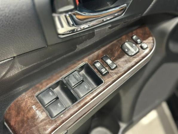 Toyota Camry VII (XV50) Рестайлинг с пробегом 2016 года, цена 2 350 000 рублей, 128000 км, седан, Автокод Объявления