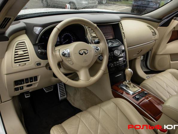 Infiniti QX70 с пробегом 2016 года, цена 2 108 000 рублей, 133950 км, внедорожник, Автокод Объявления
