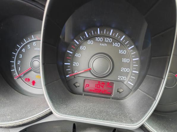 Kia Soul I с пробегом 2011 года, цена 809 000 рублей, 171000 км, хэтчбек, Автокод Объявления