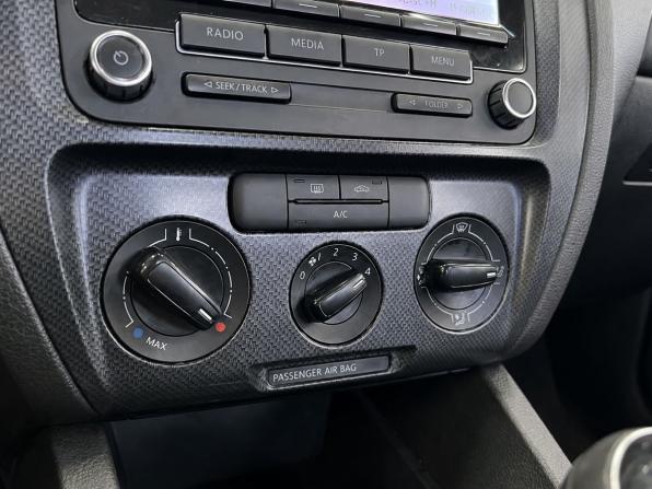 Volkswagen Jetta VI с пробегом 2013 года, цена 1 049 000 рублей, 76125 км, седан, Автокод Объявления