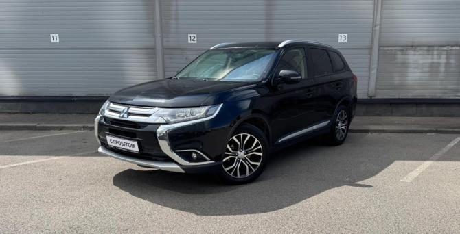 Mitsubishi Outlander III Рестайлинг 2 с пробегом 2017 года, цена 1 579 000 рублей, 185050 км, внедорожник, Автокод Объявления