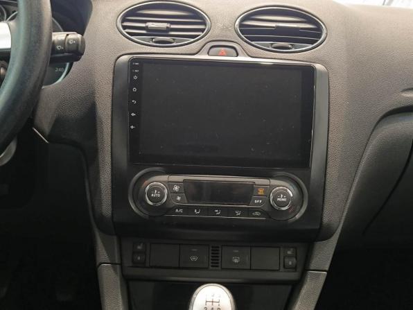 Ford Focus II с пробегом 2005 года, цена 200 000 рублей, 284861 км, хэтчбек, Автокод Объявления